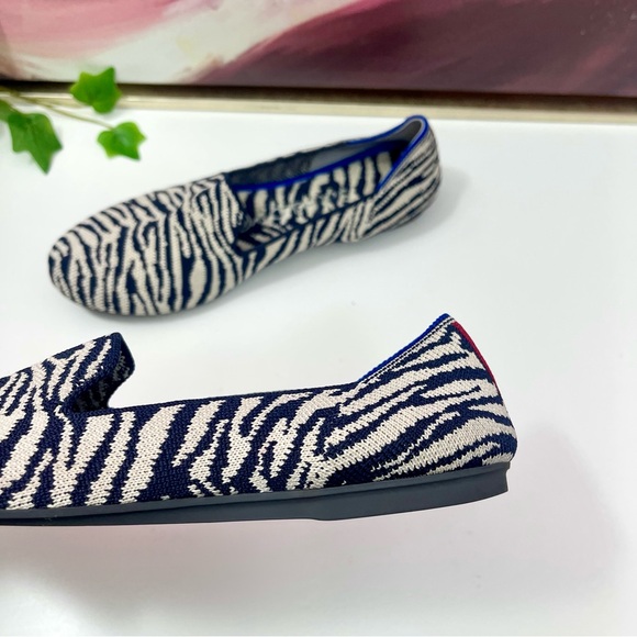 Rothy's The Almond Loafer Zebra Print Navy Blue & White Size 6 - Picture 12 of 15